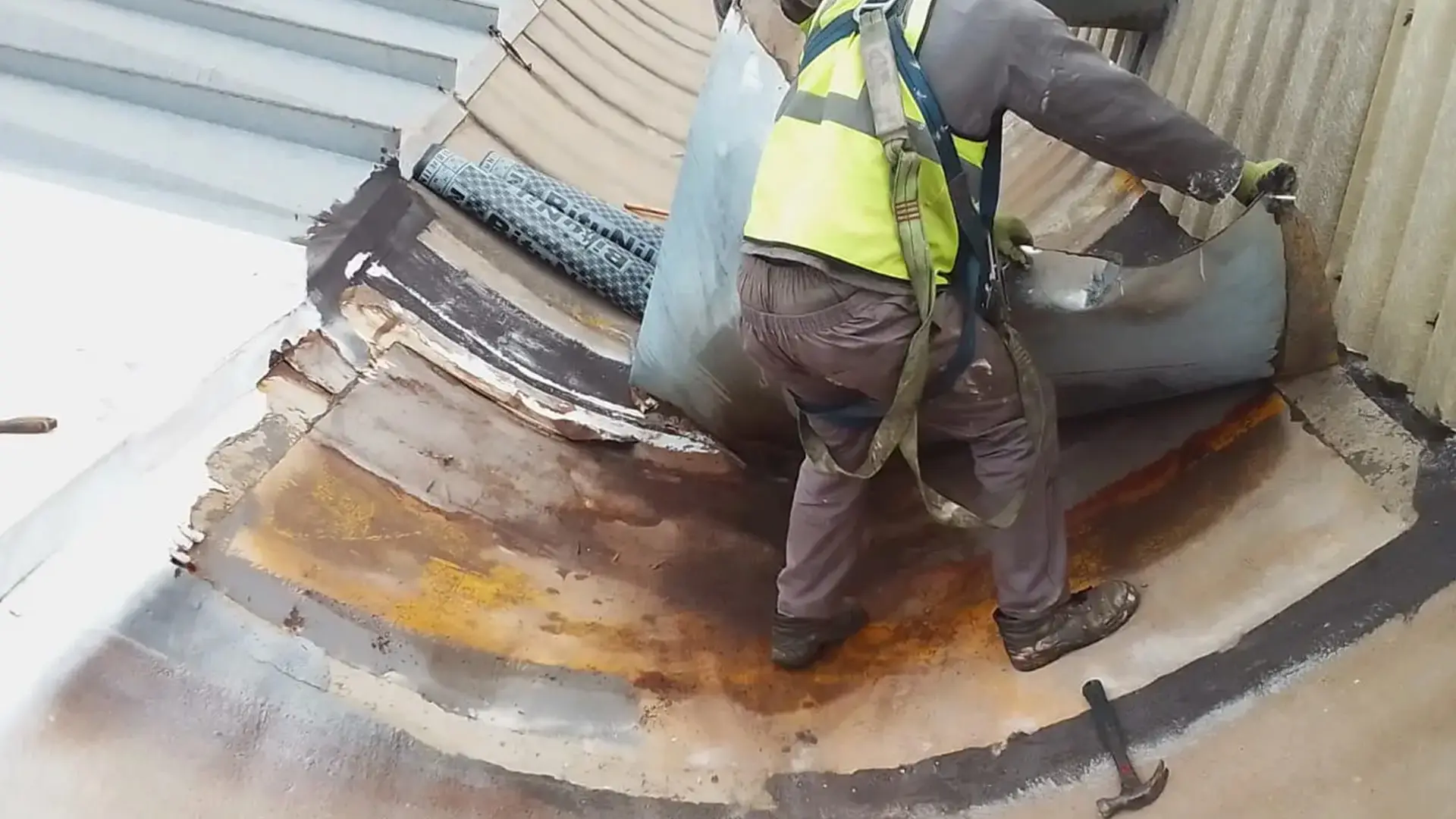 Sicon Group team carrying out scheduled roof maintenance on an industrial facility in South Africa