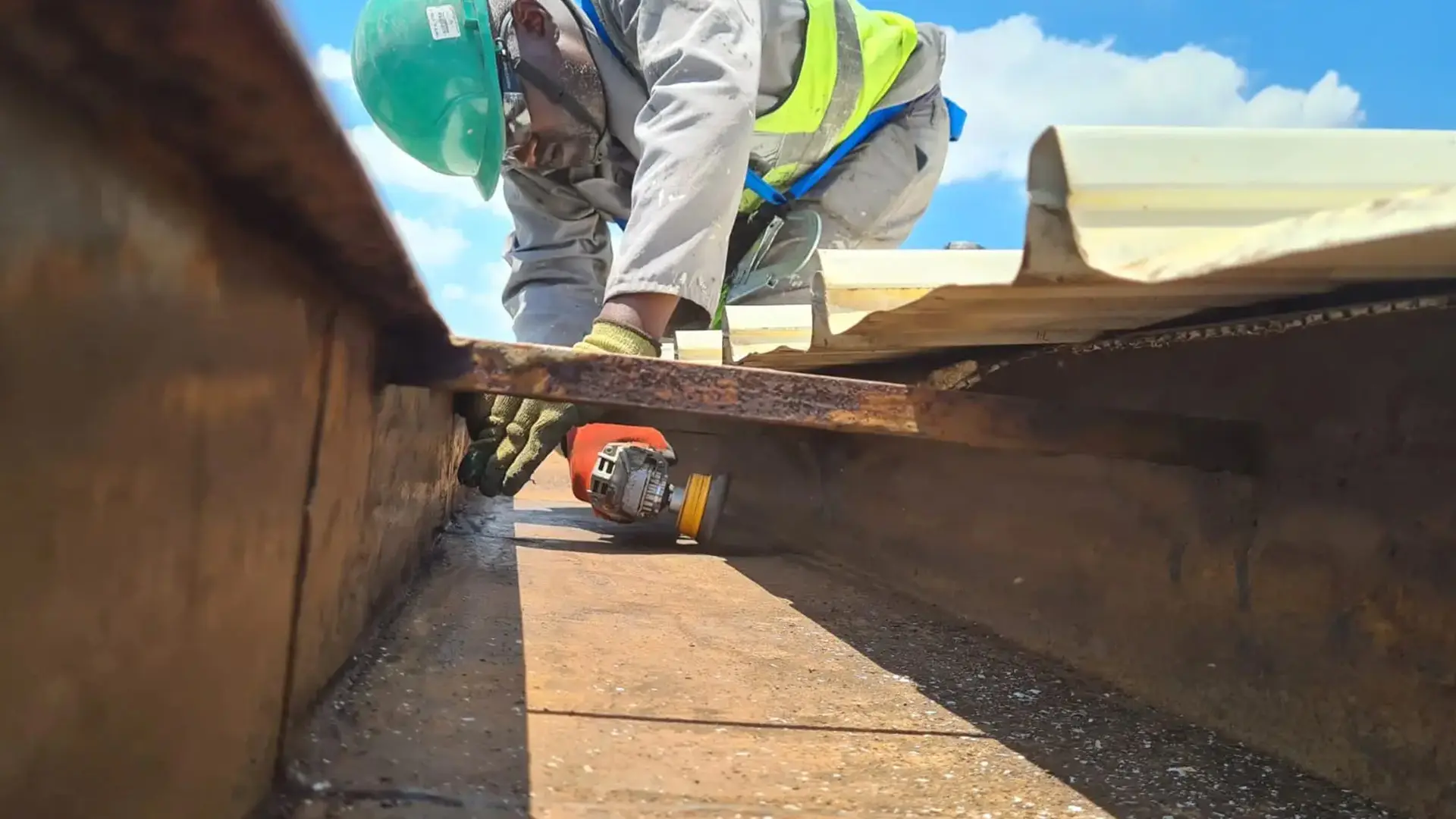 Industrial roof prep and priming during a Sicon Group preventative maintenance visit, Johannesburg